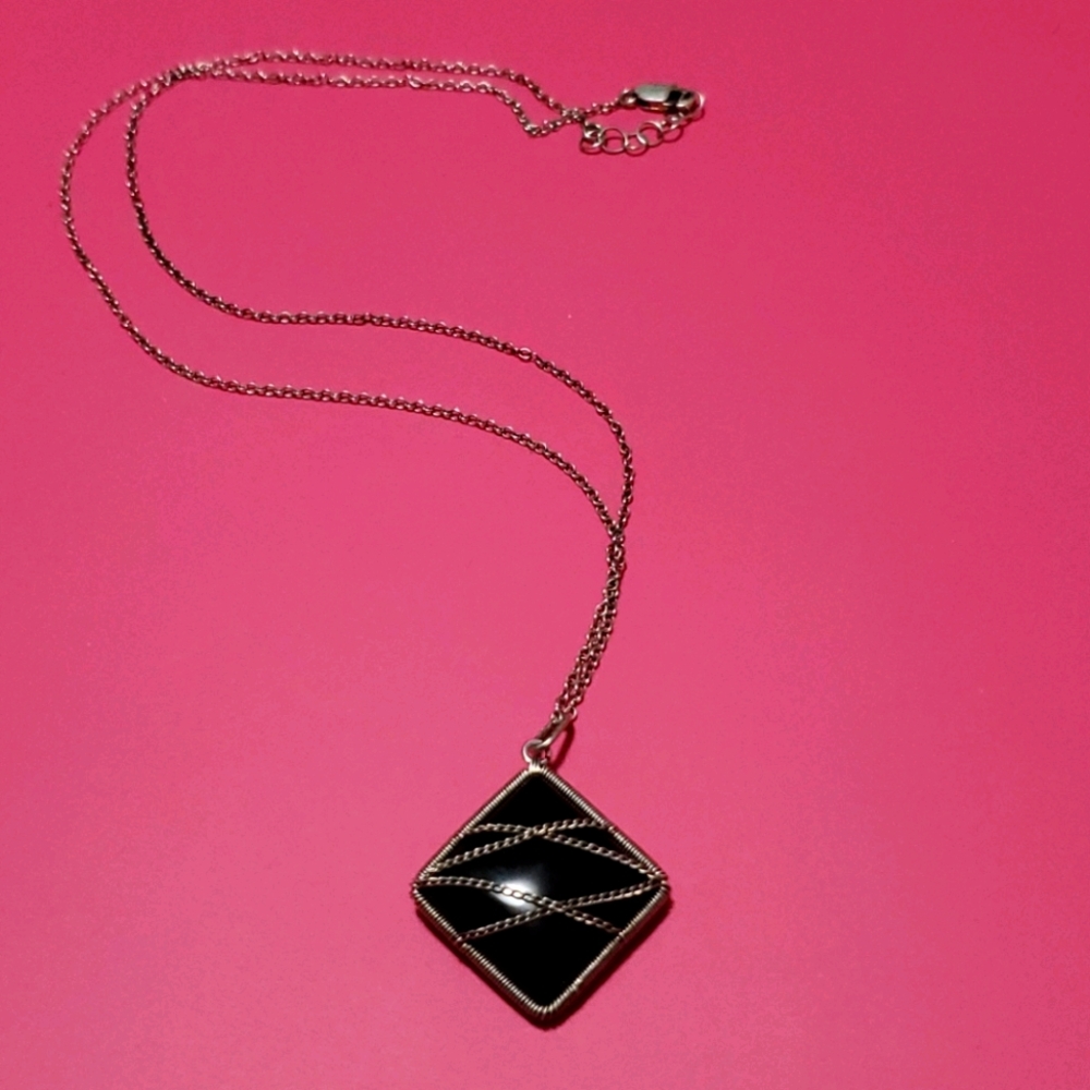 🤩PRICE DROP! Onyx Pendant Necklace